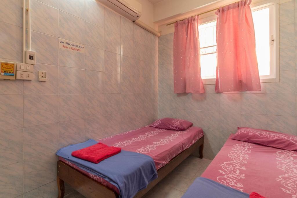 New Central Guesthouse Bangkok Buitenkant foto
