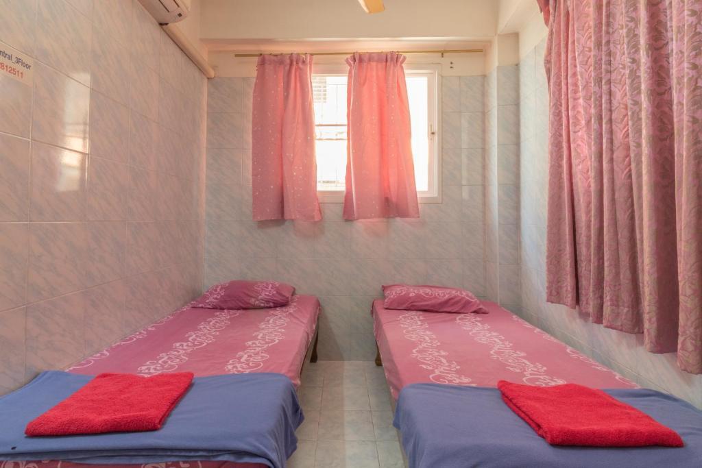 New Central Guesthouse Bangkok Buitenkant foto