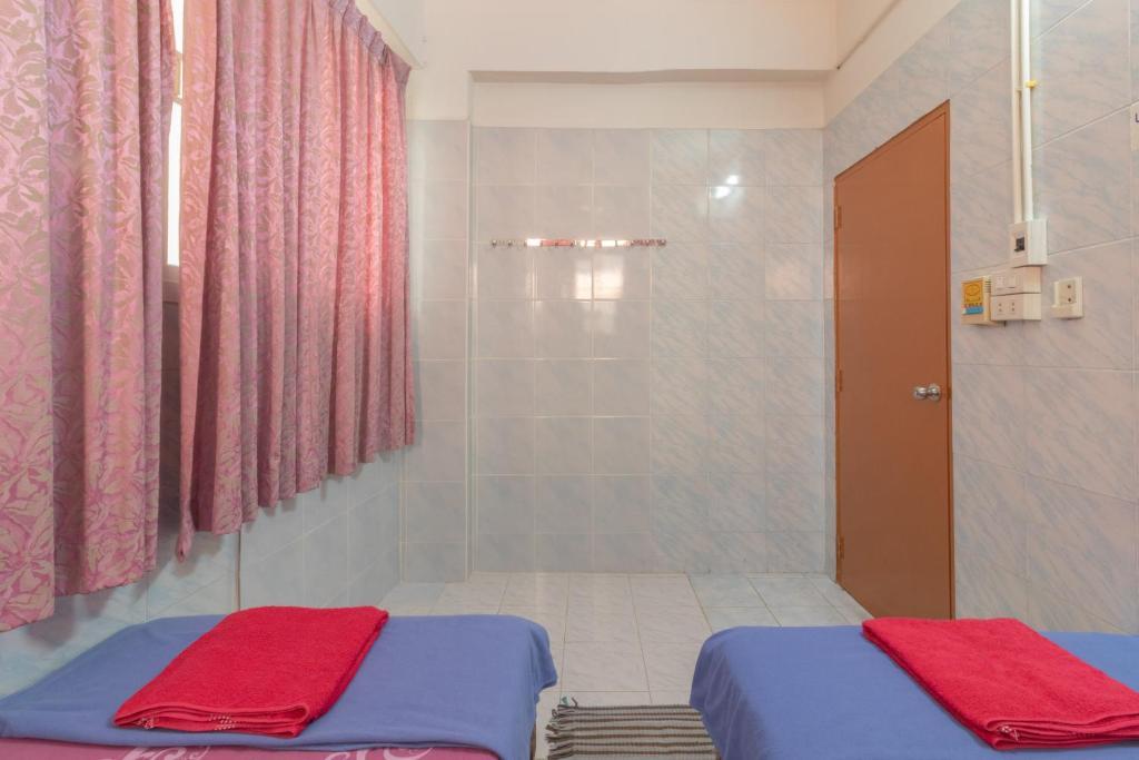 New Central Guesthouse Bangkok Buitenkant foto