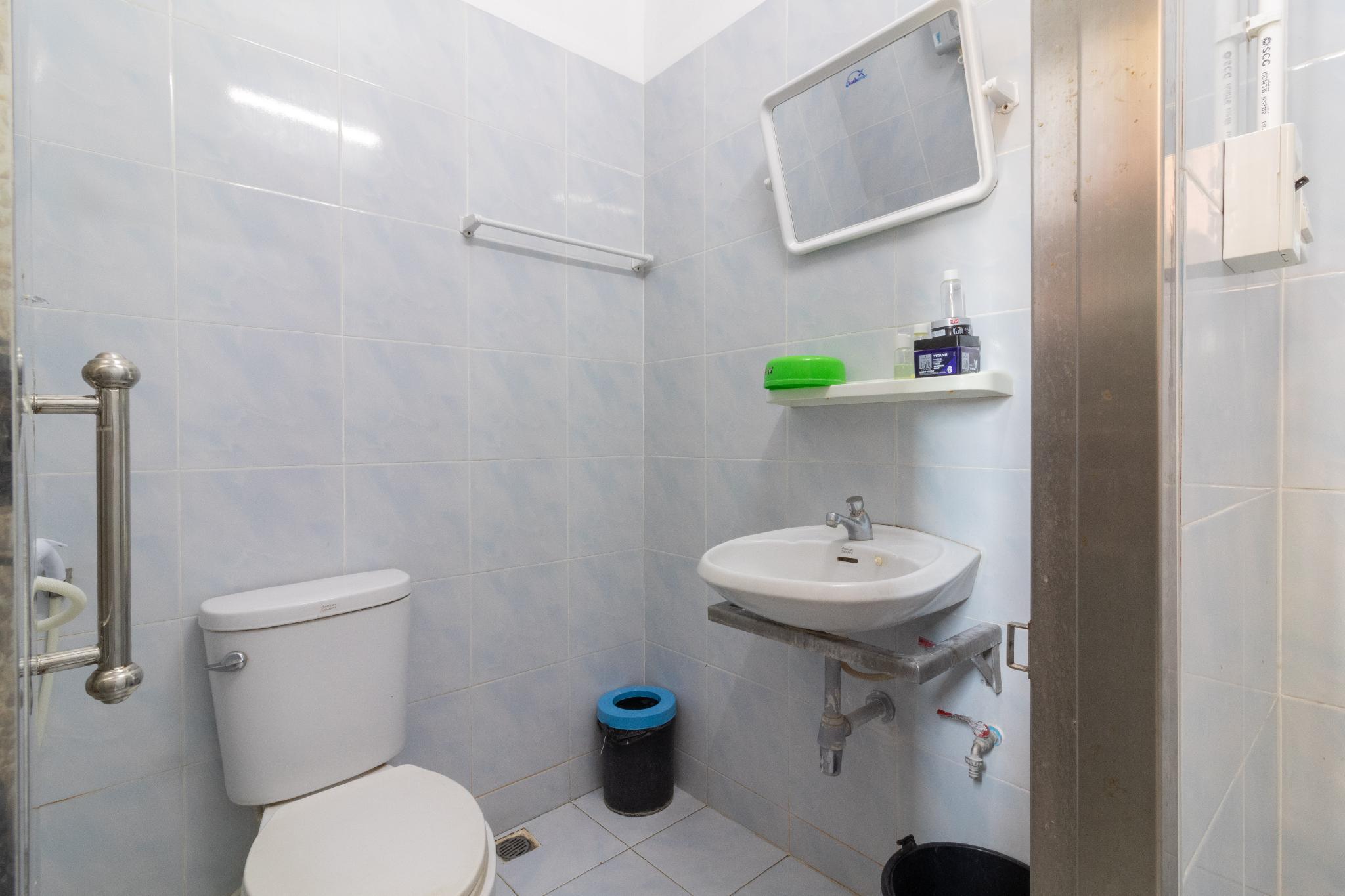 New Central Guesthouse Bangkok Buitenkant foto